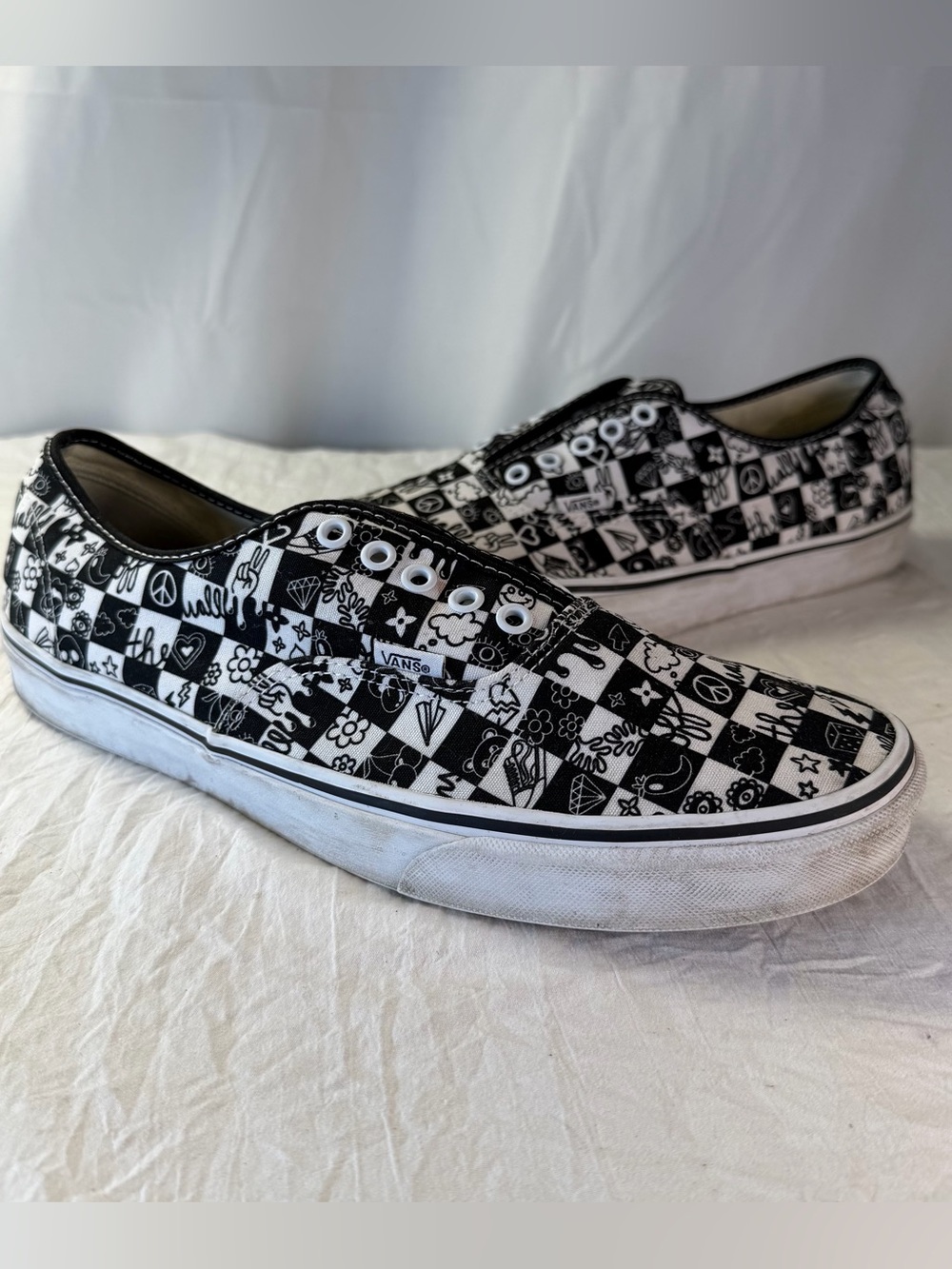 Vans Classic Low-Top Black & White Doodle Checkerboard Lace-Ups Men’s sz13